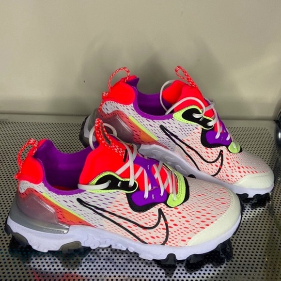 Nike DimSix React Vision | sneakers | Like New | size 7Y fits women 8.5 - Picture 2 of 11